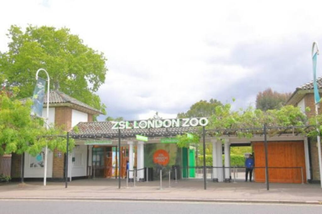 Boutique Modern Hotel Room For Two Near Tube And Bus Stations London Exterior photo